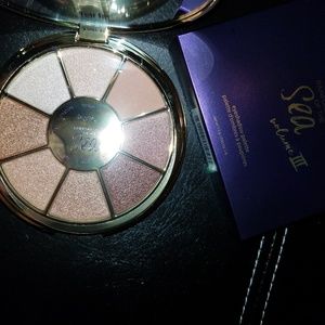 Tarte Rainforest of the Sea Vol 3 palette